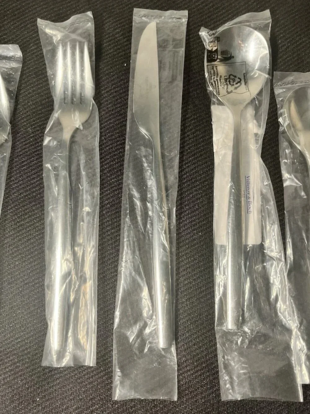 Villeroy & Boch Metro Chic Flatware Stainless Steel 5 Piece Set - New